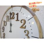 色が異なった天然木をミックス